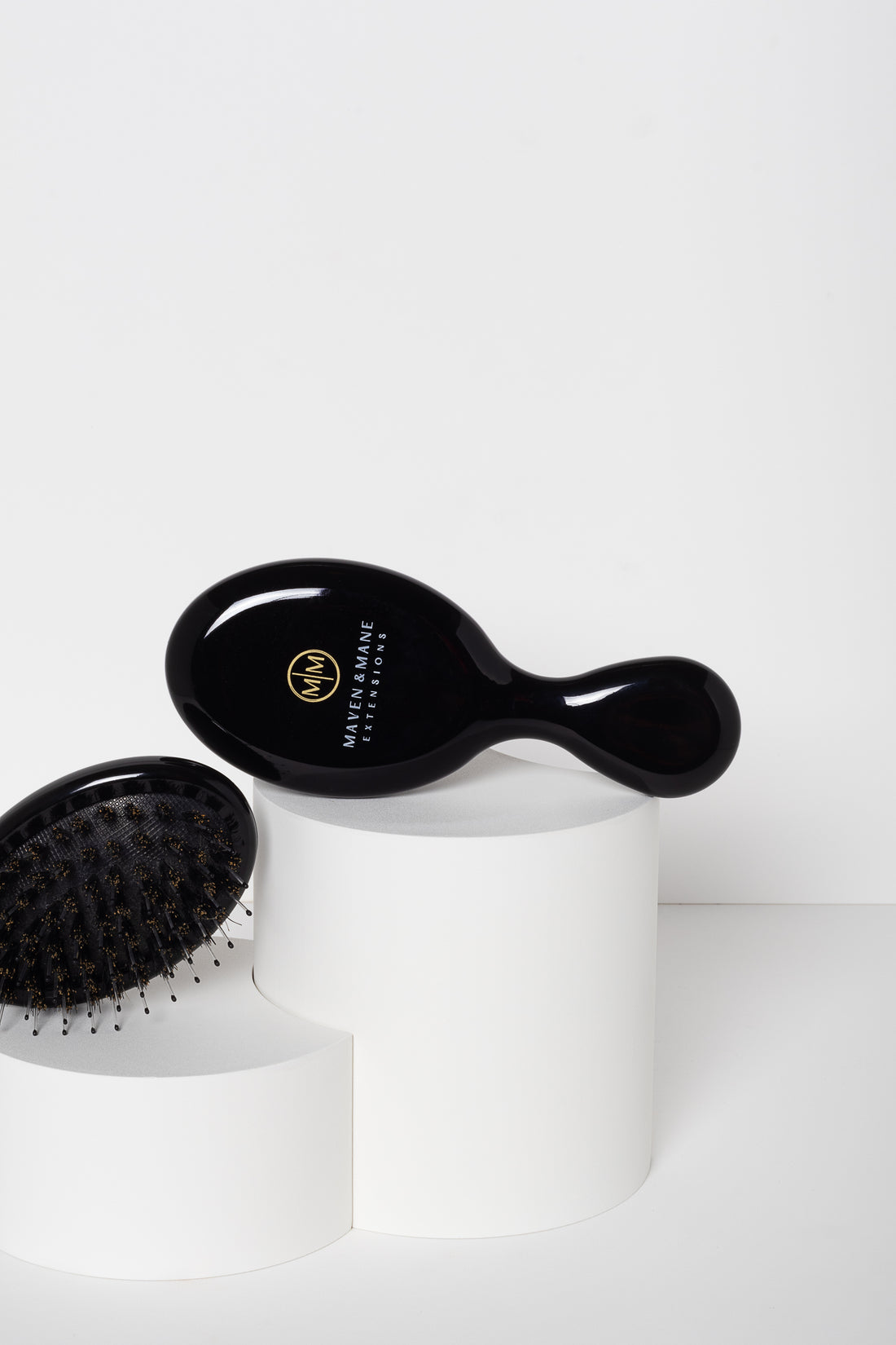 Maven & Mane Mini Brush